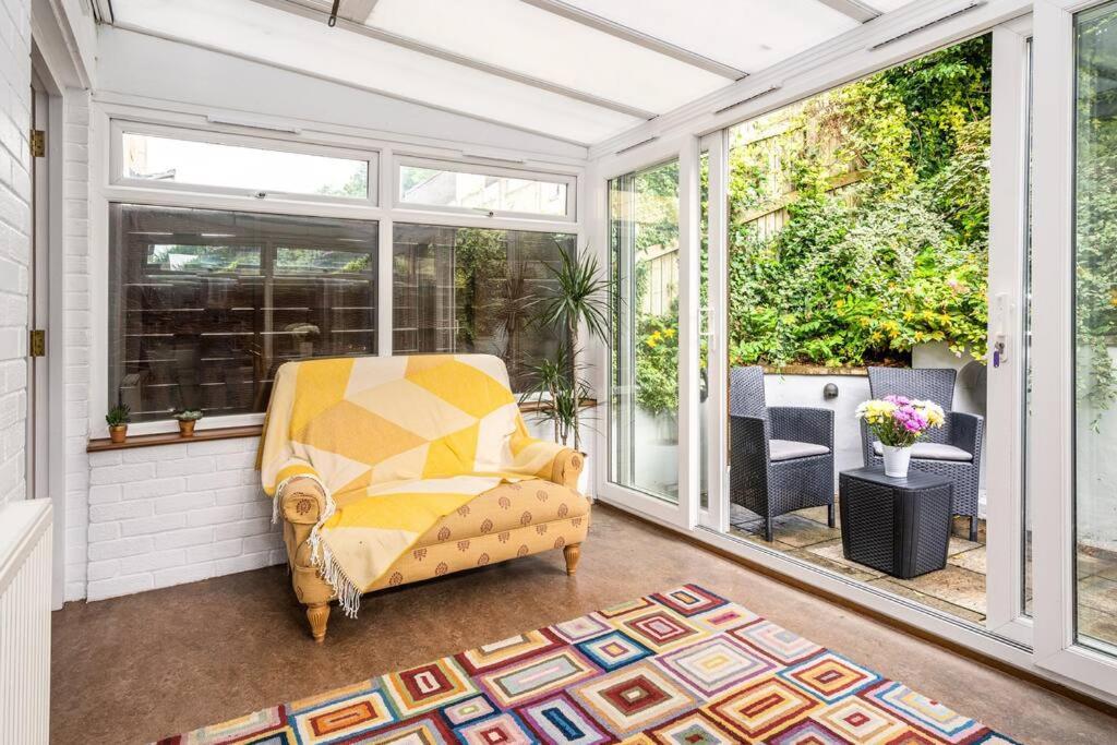Stunning 4 Bedroom House In Central Bath Bagian luar foto